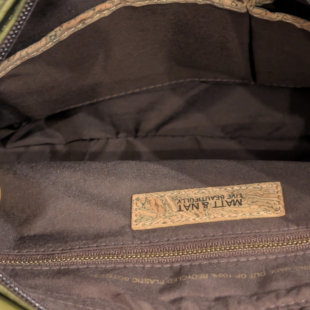 Matt & Nat Olive Green Vegan Leather Hobo Bag Like New - Picture 12 of 16